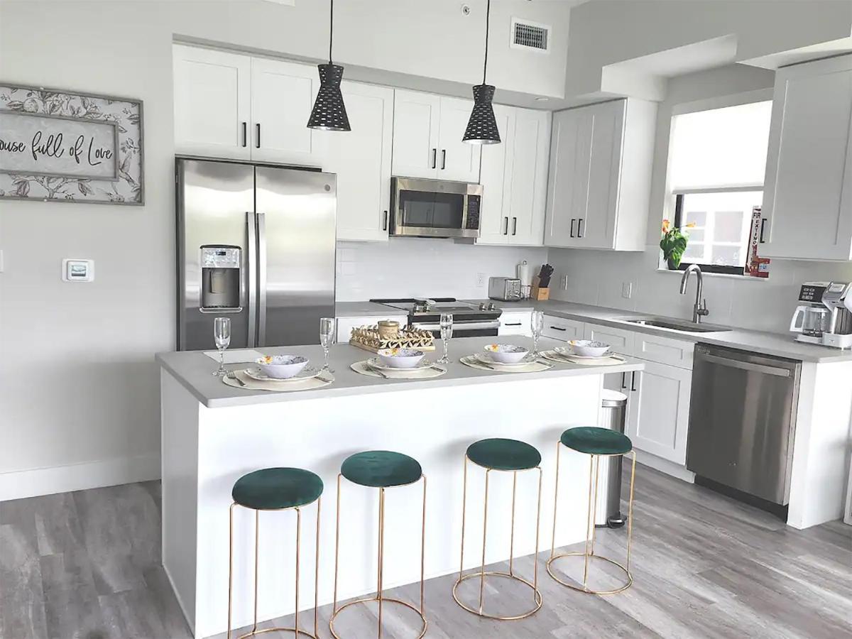 Lux Place And Cozy 3Beds 2Rooms Enjoy Life In Wpb Gym, Ev Station Nearby The Downtown And Beaches West Palm Beach Buitenkant foto