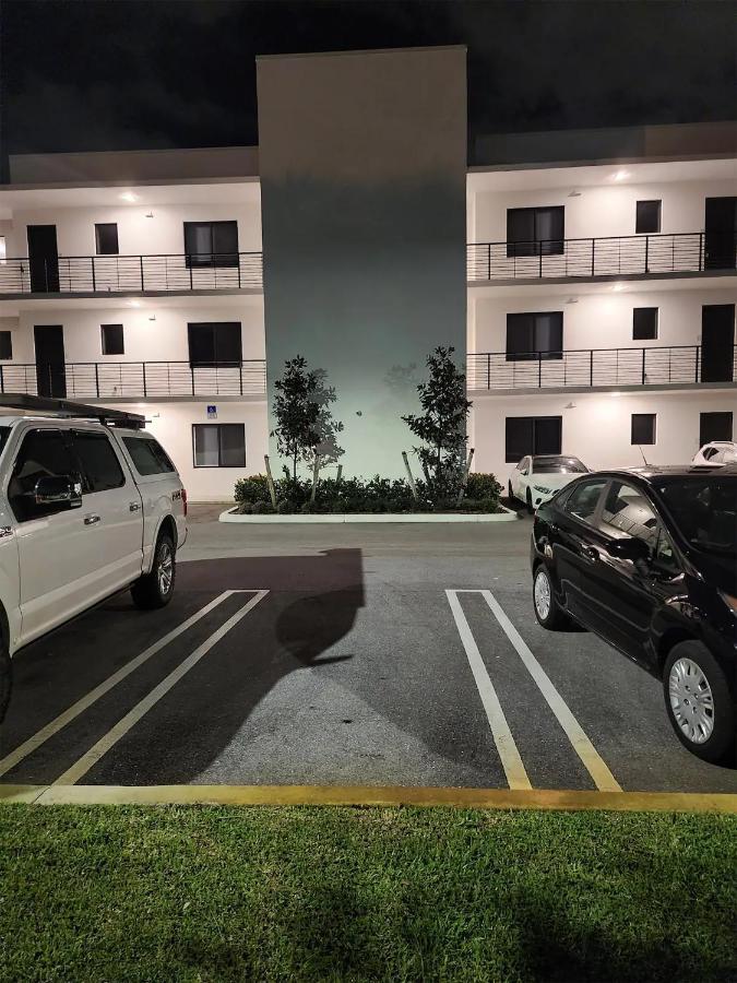 Lux Place And Cozy 3Beds 2Rooms Enjoy Life In Wpb Gym, Ev Station Nearby The Downtown And Beaches West Palm Beach Buitenkant foto